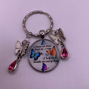 🐱 5 for $10.  Silvertone Butterfly Keychain 2 1/2"